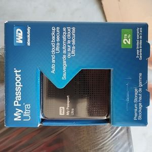 Western Digital Passport Ultra 2 TB storage drive OPEN BOX